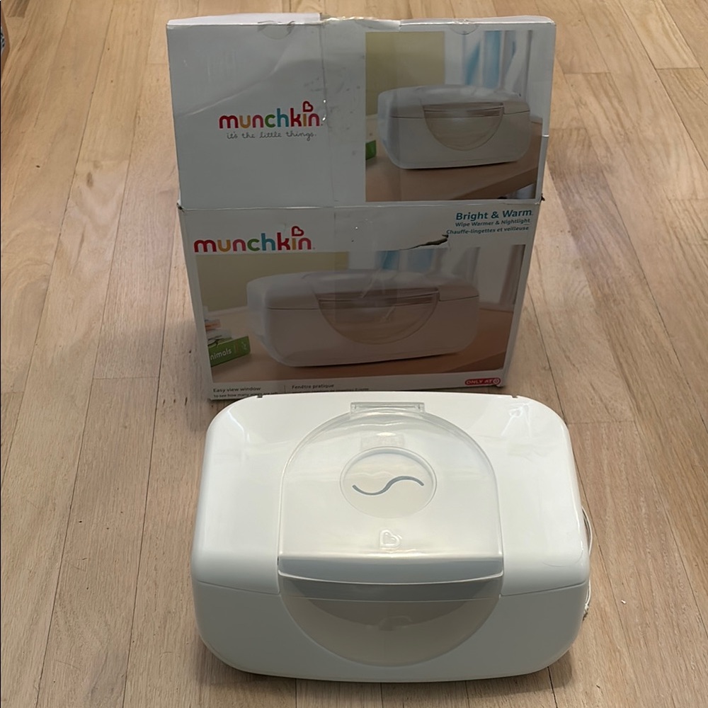 NIB Munchkin Bright & Warm Wipe Warmer